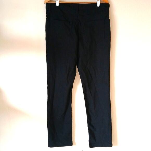 IZOD Men's Straight Fit Advantage Performance Comfort Pants - Picture 2 of 7